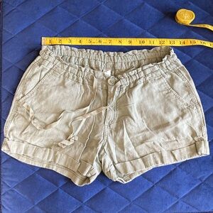 Linen Army Green Shorts